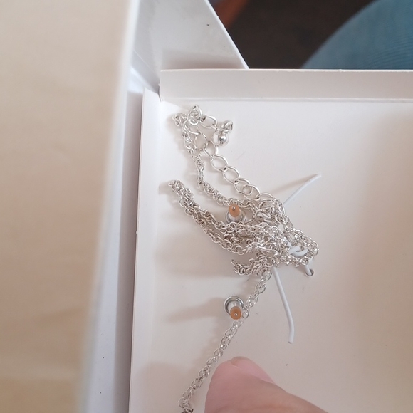 Woman's jewelry set - Picture 2 of 2